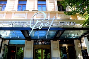 Travelnews.lv izbauda 5 zvaigžņu viesnīcas restorāna «Snob» vasaras ēdienkartes piedāvājumu Travelnews.lv izbauda 5 zvaigžņu viesnīcas restorāna «Snob» vasaras ēdienkartes piedāvājumu