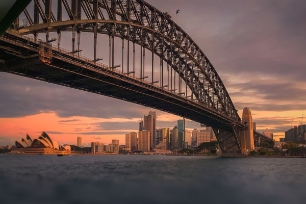 19. marts vēsturē: Sidnejā atklāj slaveno Hārbora tiltu