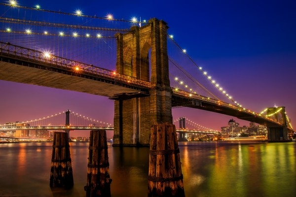 24. maijs vēsturē: Atklāj ASV slaveno Bruklinas tiltu